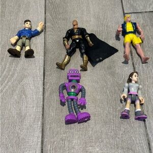Assorted Action Figures Set - Multicolor
